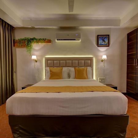 Elite Hotel Lonavala Eksteriør bilde