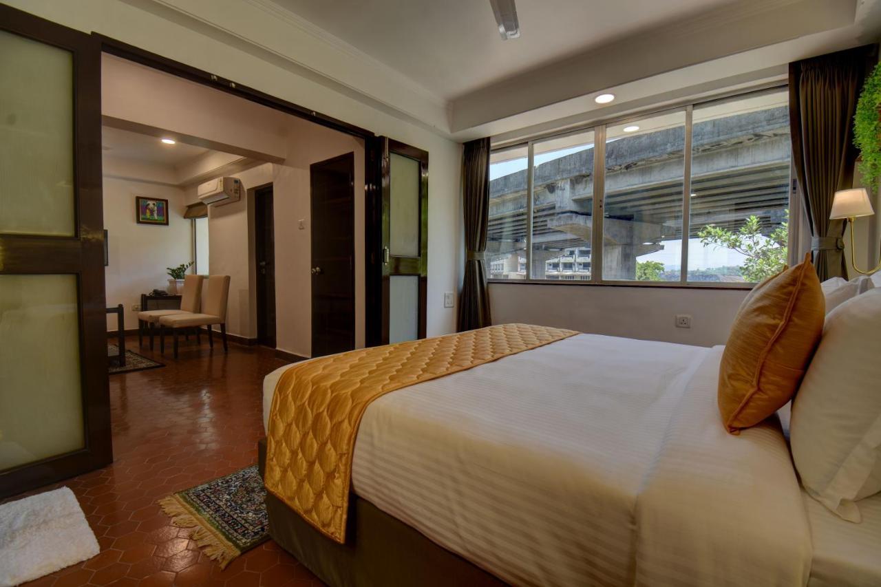 Elite Hotel Lonavala Eksteriør bilde