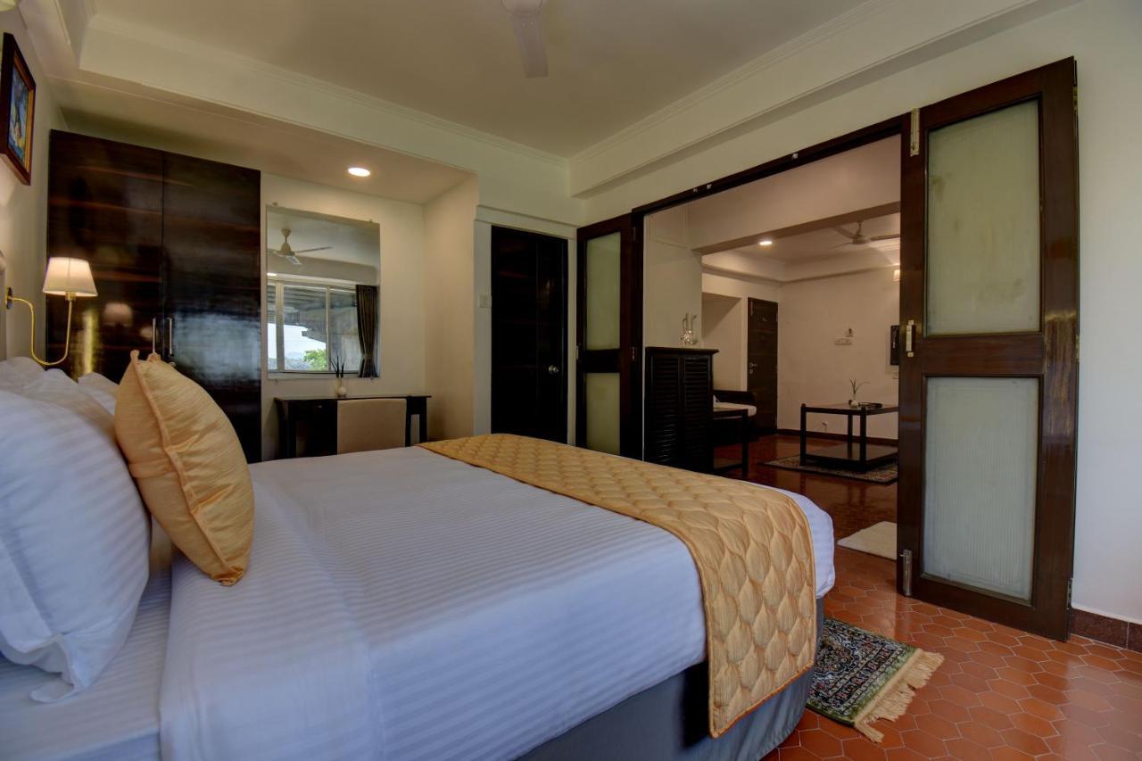 Elite Hotel Lonavala Eksteriør bilde