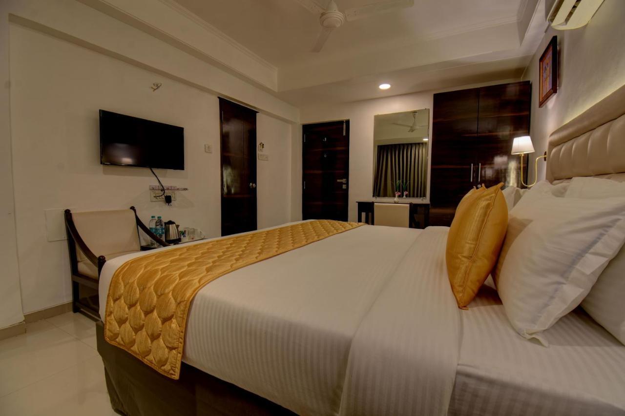 Elite Hotel Lonavala Eksteriør bilde