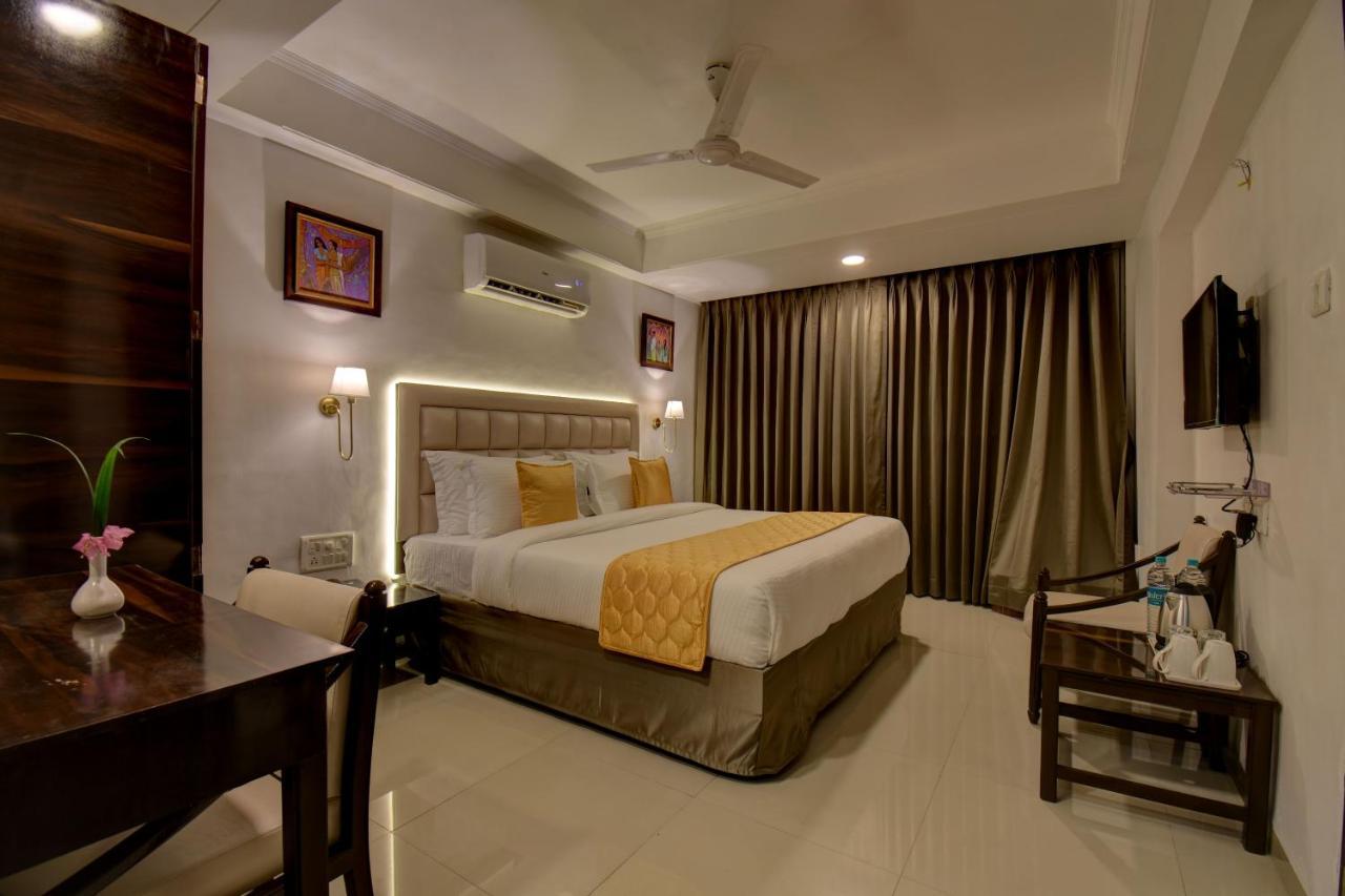 Elite Hotel Lonavala Eksteriør bilde