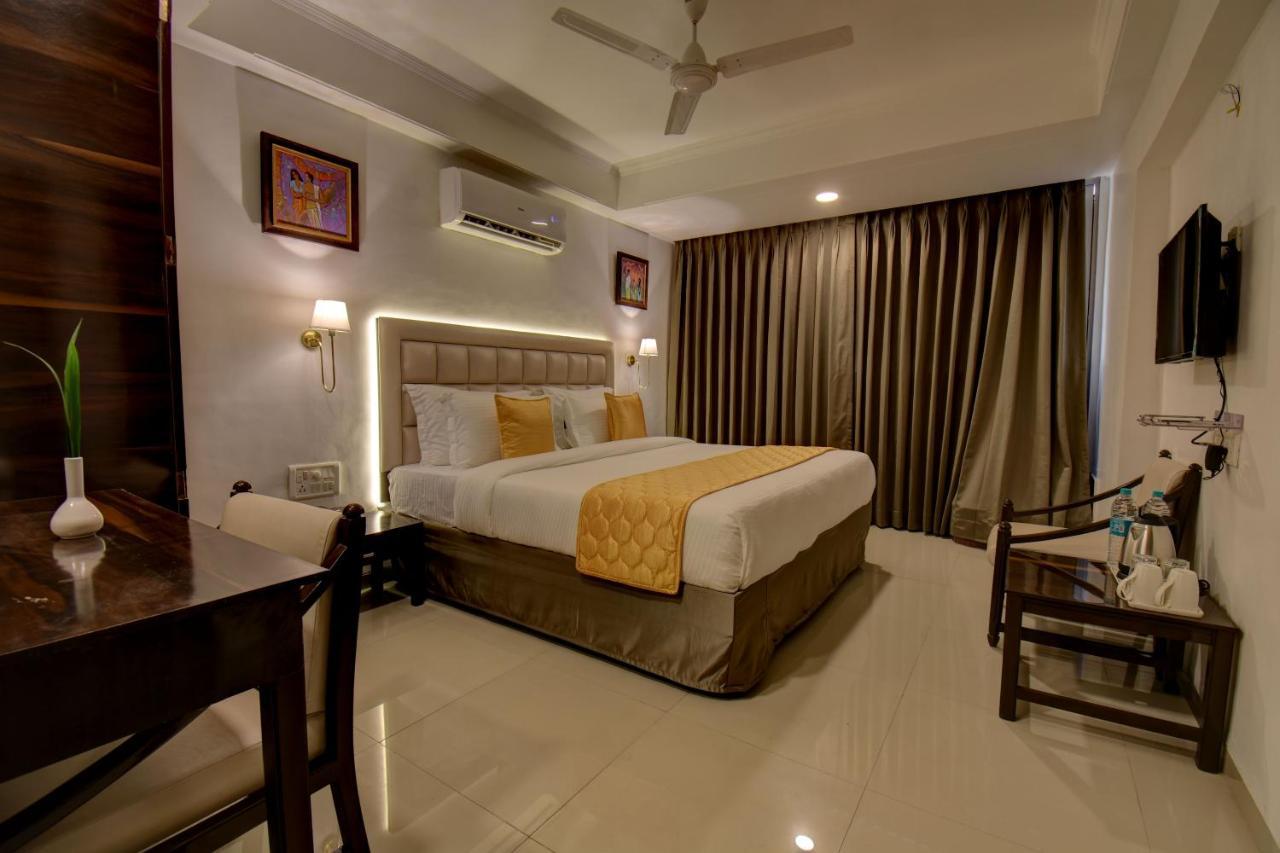 Elite Hotel Lonavala Eksteriør bilde