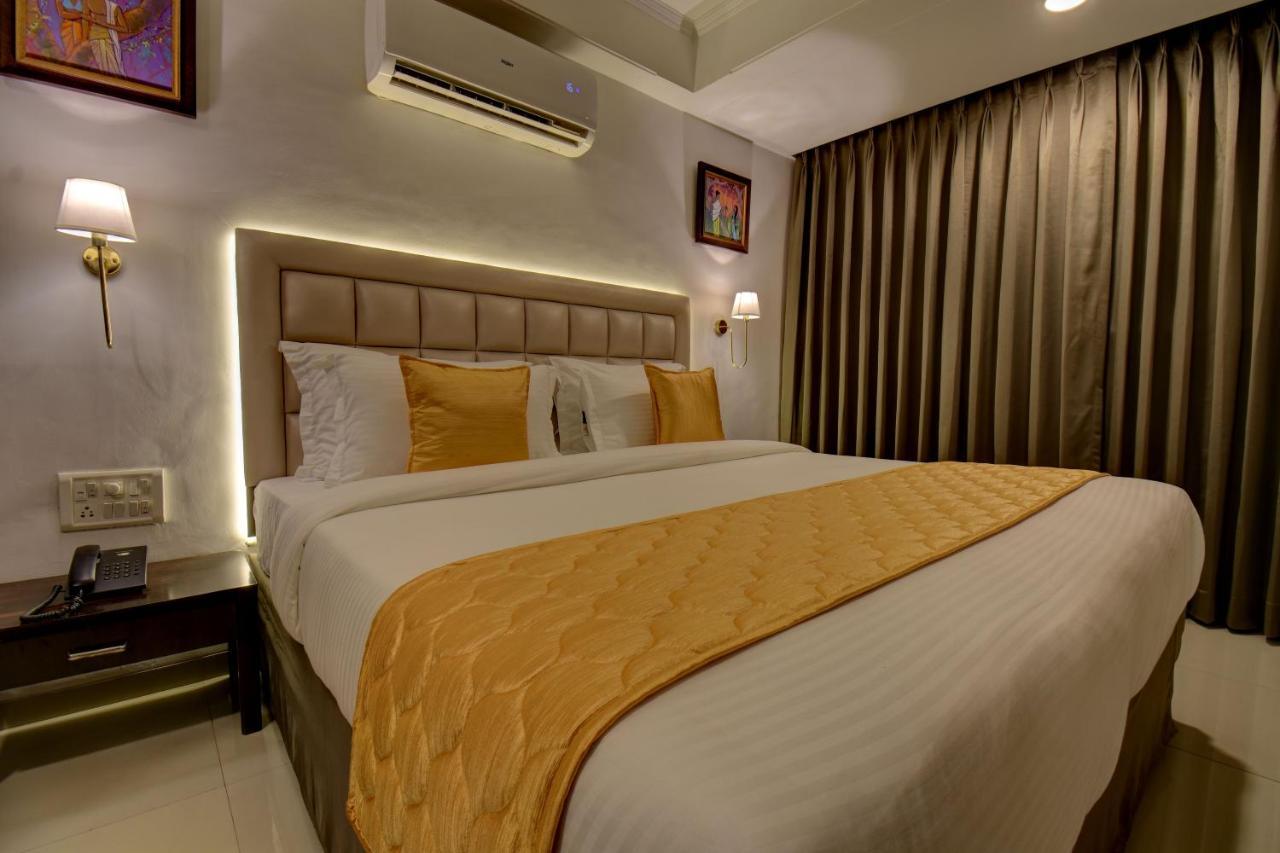 Elite Hotel Lonavala Eksteriør bilde