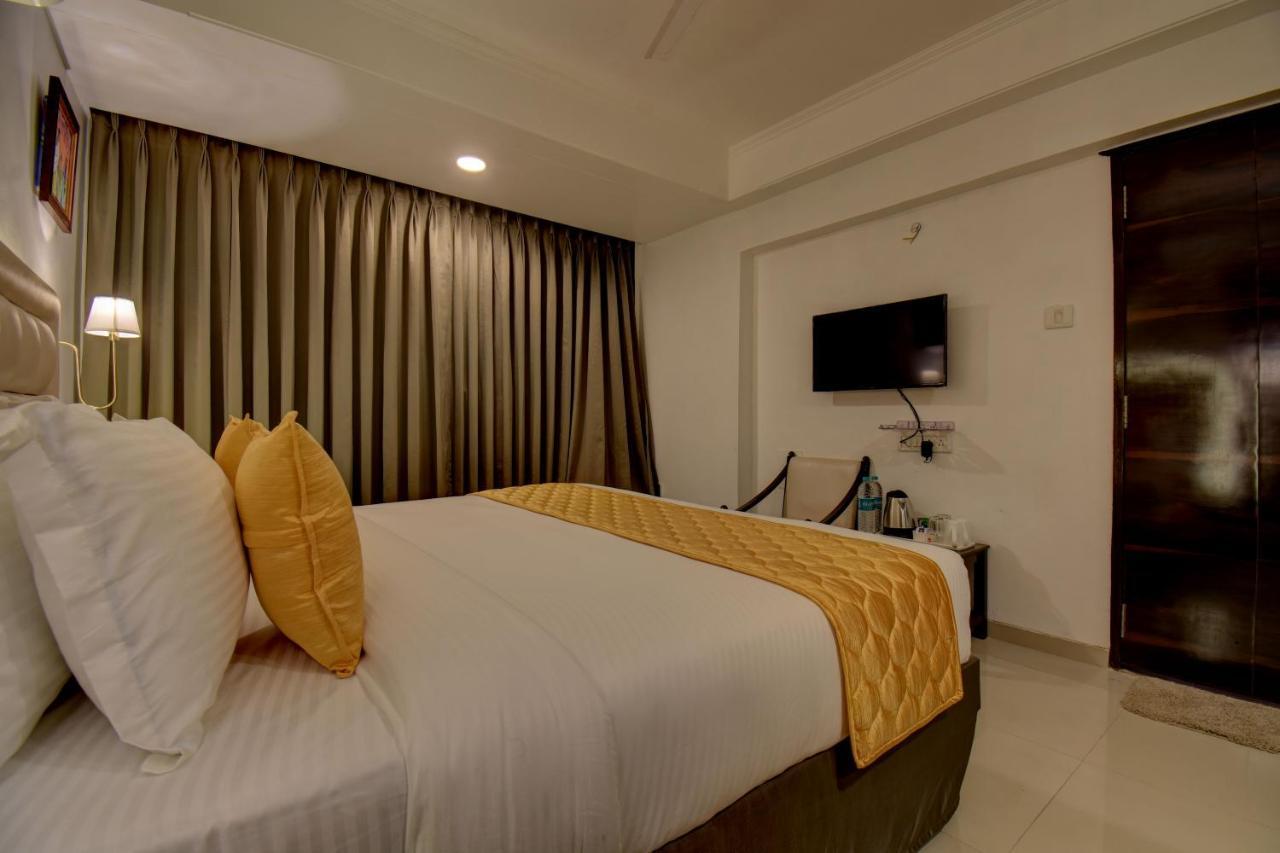 Elite Hotel Lonavala Eksteriør bilde