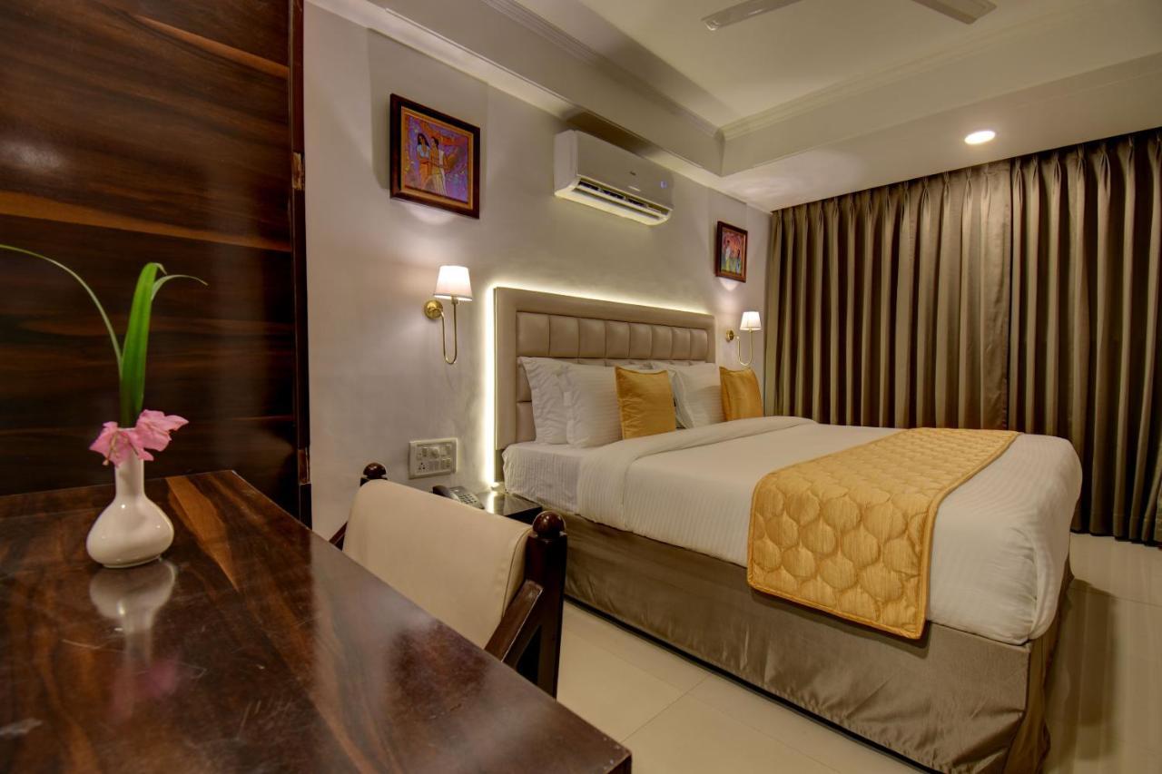 Elite Hotel Lonavala Eksteriør bilde