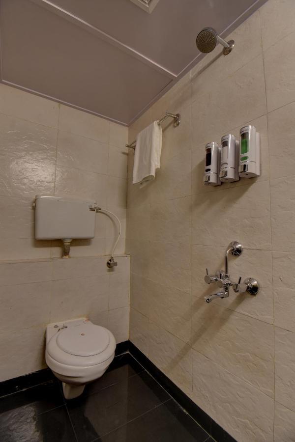 Elite Hotel Lonavala Eksteriør bilde